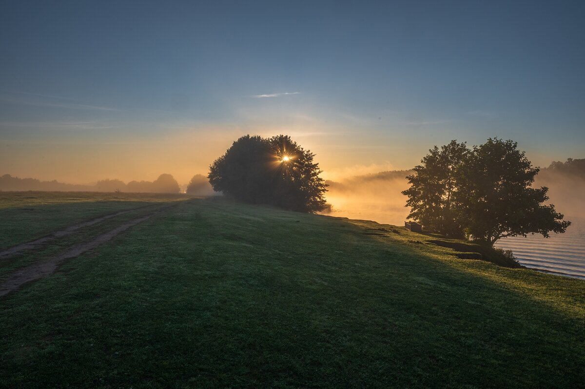 Рассвет на реке Волге. - Виктор Евстратов