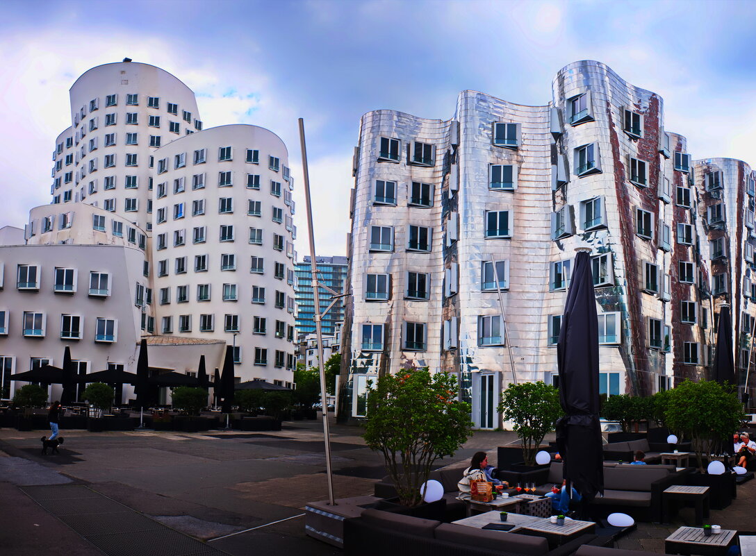 *** - Witalij Löwin