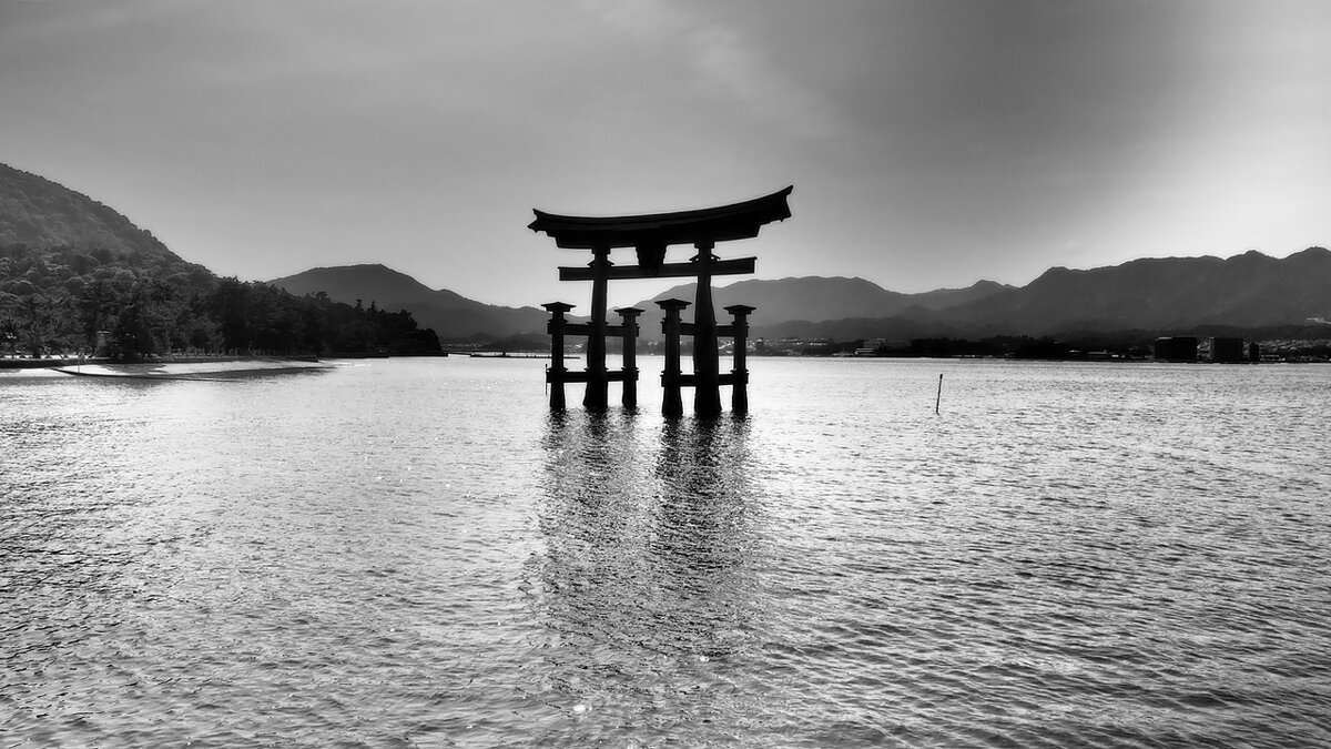 Тории святилища Ицукусима Япония - Civetta ***