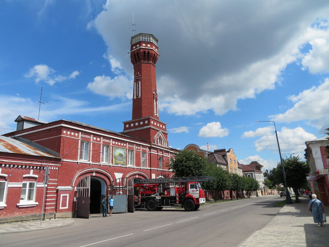 По старым улочкам Ельца. - Егор Бабанов