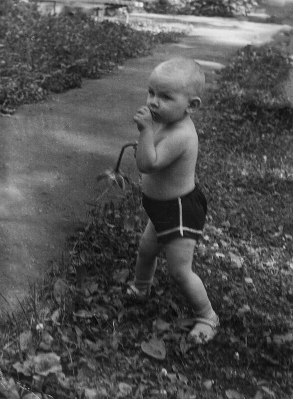 ФОТО ЗЕНИТ-ЕТ Август 1980 года дочка НАТАША - Владимир Максимов