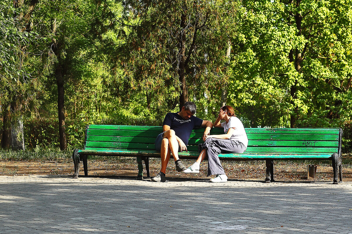 На лавочке - Юрий Гайворонскiий