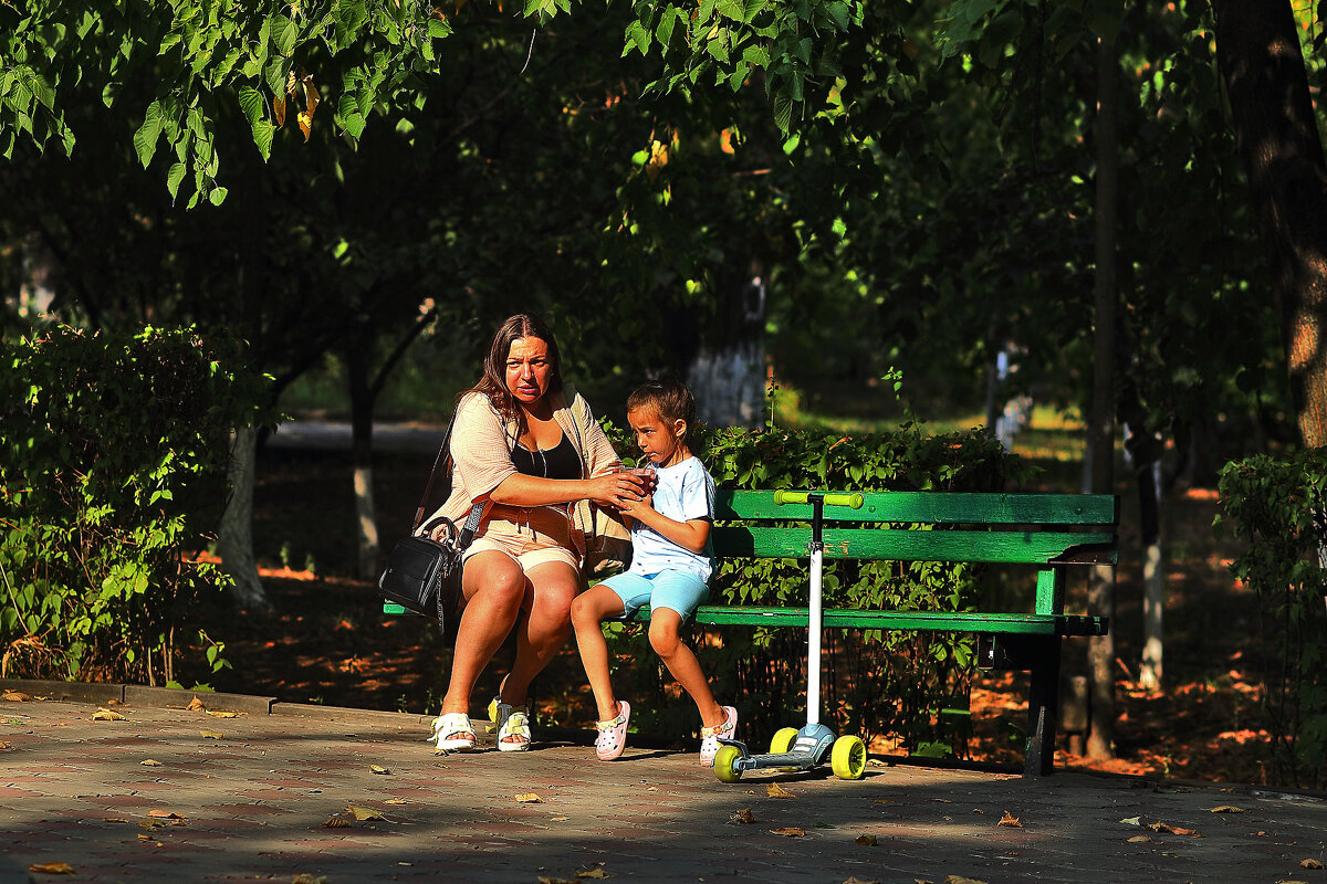 Мама, на меня смотри - Юрий Гайворонскiий