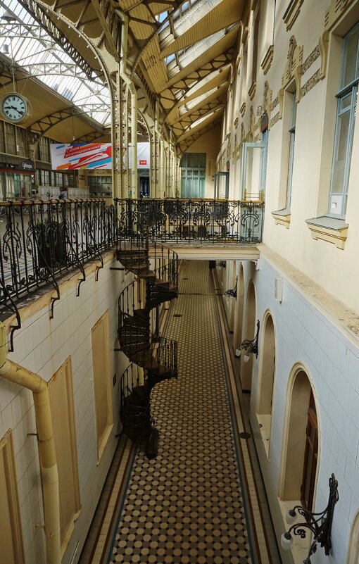 Здание Витебского вокзала в СПб - Nataly St. 