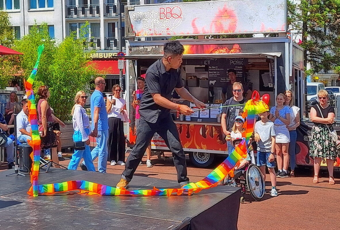 Укротитель цветастого шланга - Андрей K. Укротитель цветастого шланга - Андрей K.