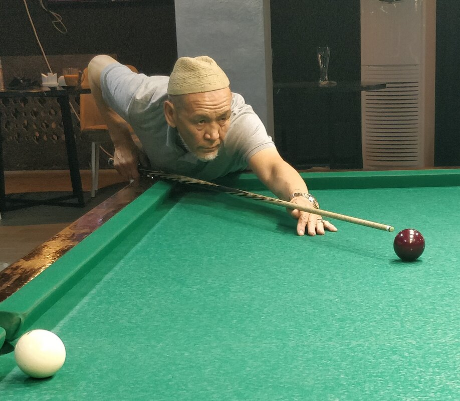 Ветеран бильярда - Андрей Хлопонин Ветеран бильярда - Андрей Хлопонин