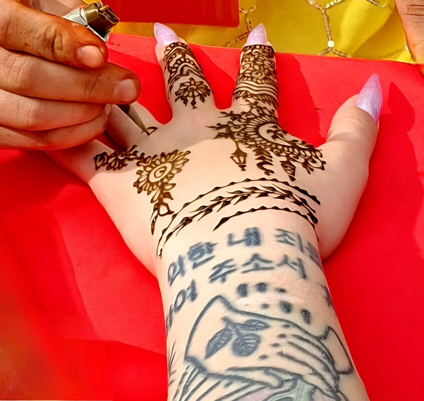 Рисунки на руке - ИРЭН@ . Рисунки на руке - ИРЭН@ .