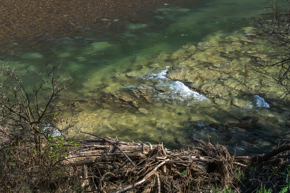 Вода в реке Уруп - Игорь Сикорский Вода в реке Уруп - Игорь Сикорский