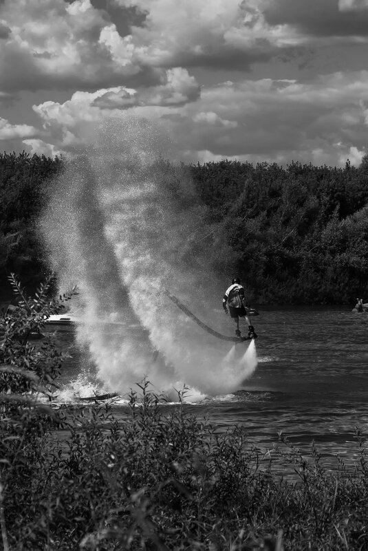 Над водой - Светлана Карнаух