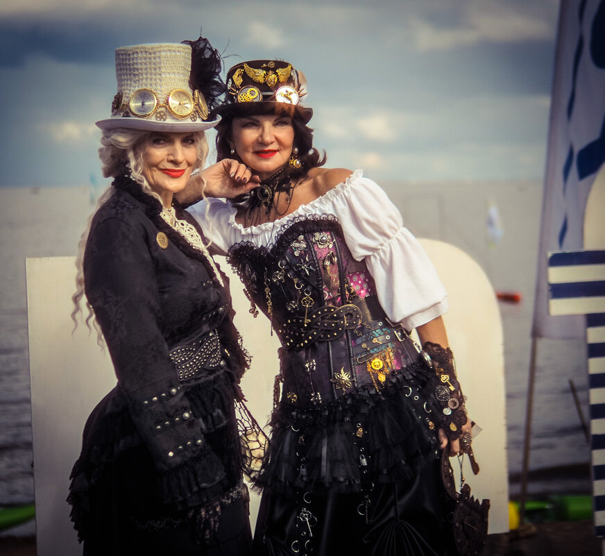 Участницы Ораниенбаумского Морского фестиваля - Магомед .