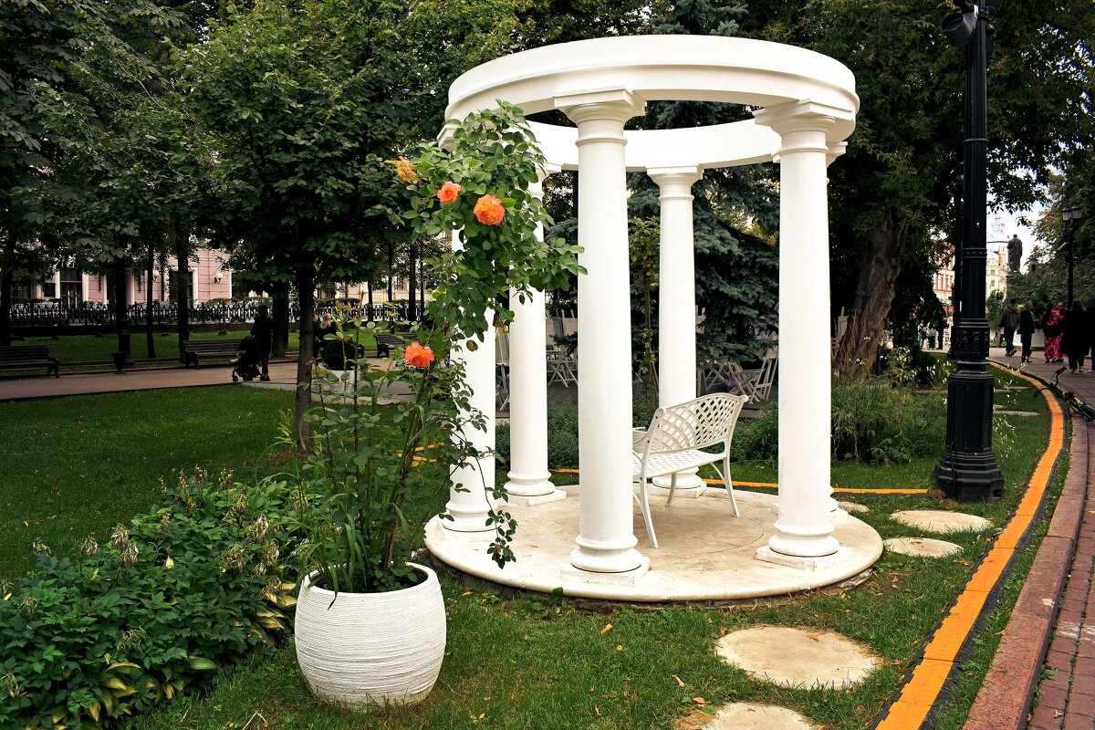 Для романтических свиданий. - Татьяна Помогалова