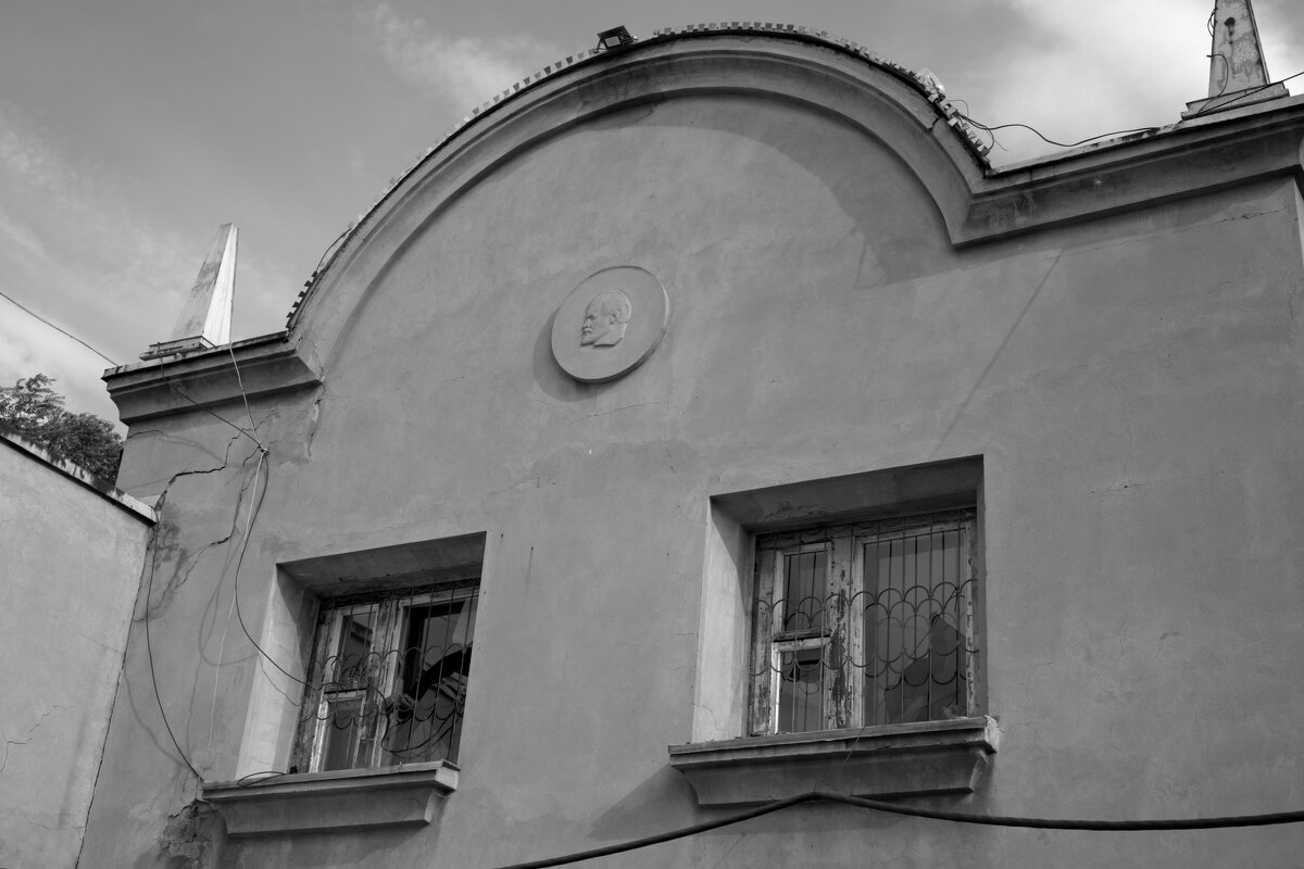 Товарищ Ленин - Ильич -