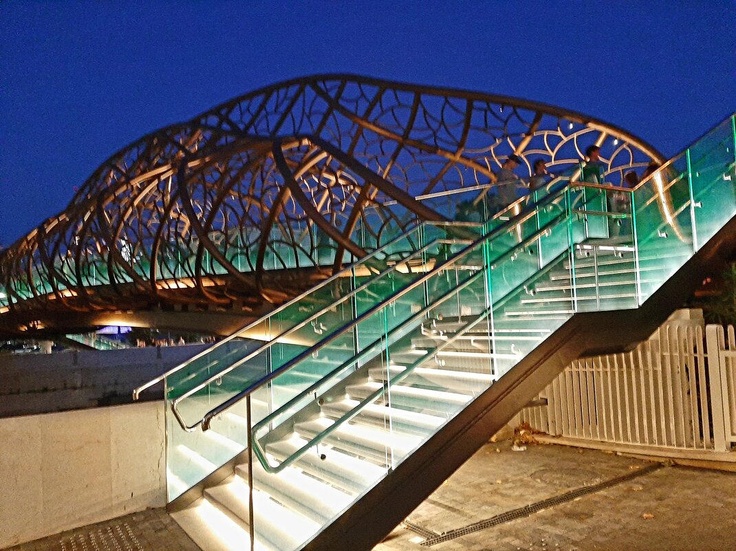 Мост - Tata Wolf