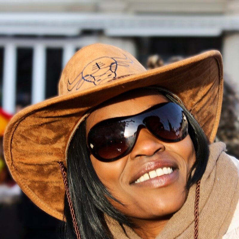 Привет! - Юрий. Шмаков