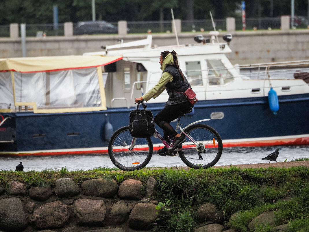 В Лопухинском саду - Магомед .