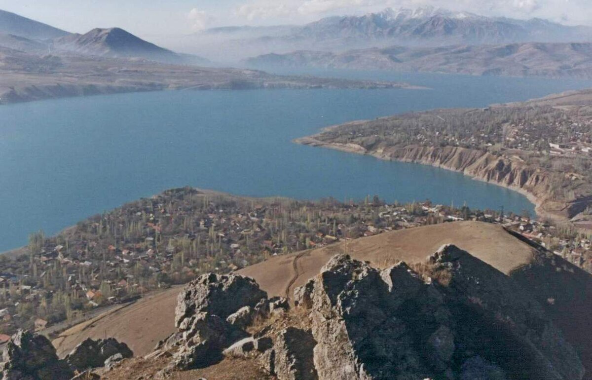 ЧАРВАКСКОЕ ВОДОХРАНИЛИЩЕ. - Виктор Осипчук