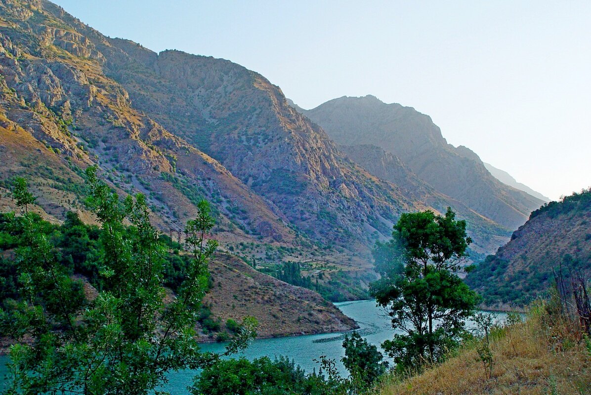 ЧАРВАКСКОЕ ВОДОХРАНИЛИЩЕ. - Виктор Осипчук