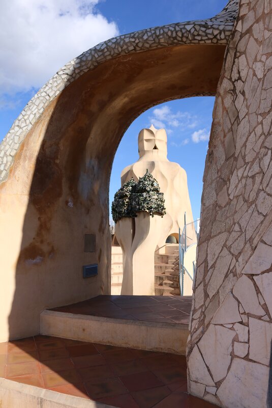 На крыше дома-пещеры - Ольга 