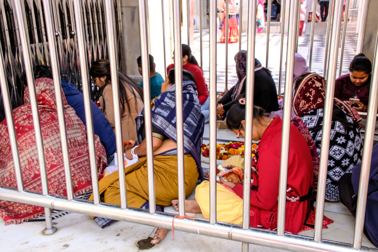 Они не в тюрьме !!!! - Георгий А Они не в тюрьме !!!! - Георгий А