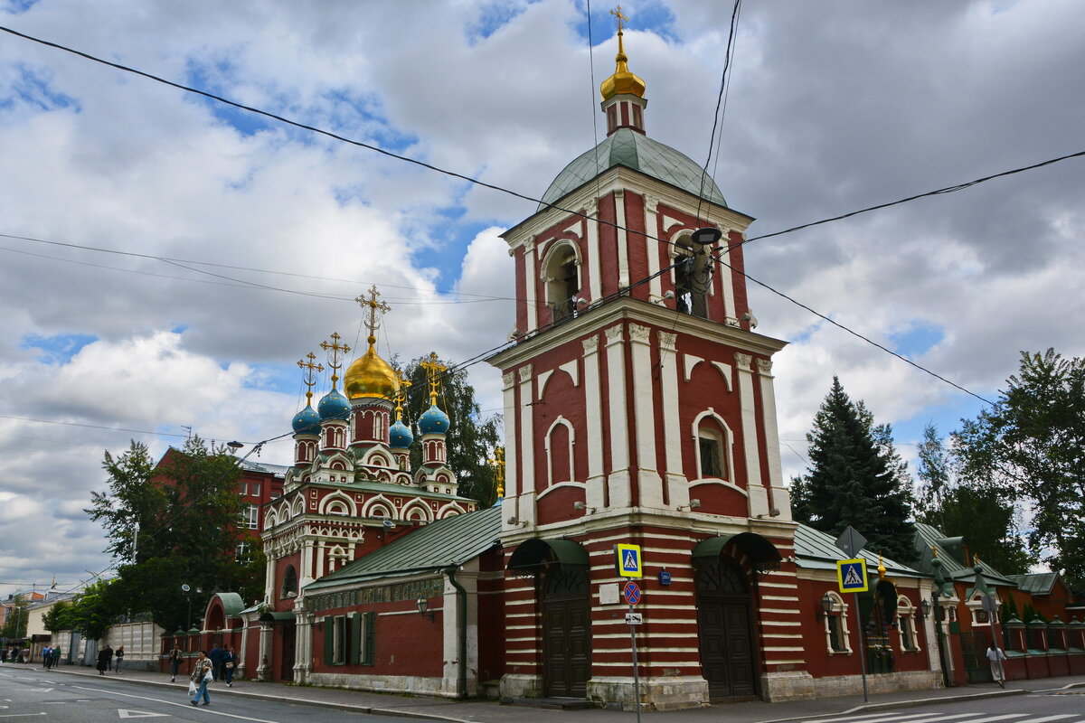 Успенская цековь в Гончарах - Анастасия Смирнова