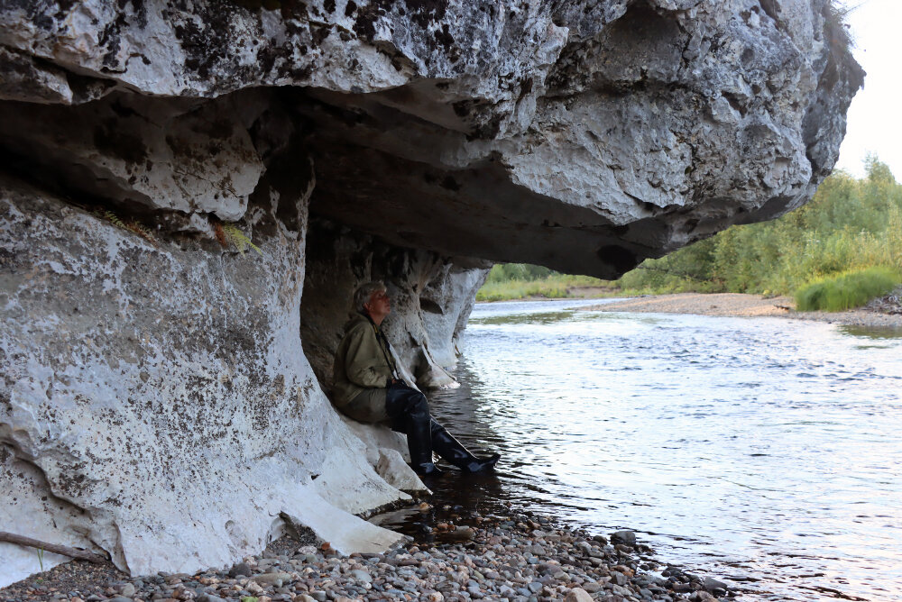 Изучение скальных выходов на реке - Галина Ильясова Изучение скальных выходов на реке - Галина Ильясова