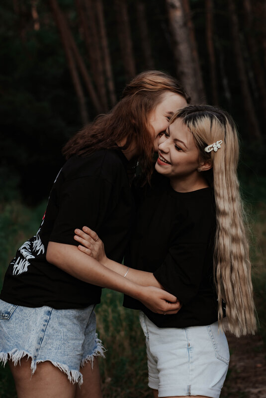 Подружки-хохотушки - Валерия .