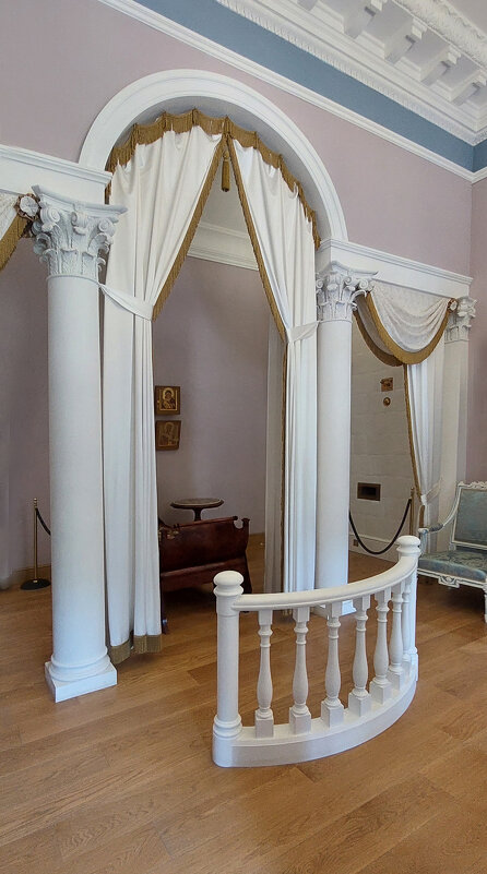 Парадная опочивальня в Остафьево.. - ИРЭН@ .