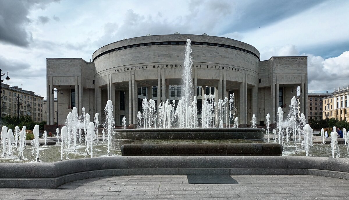 /// - Виктор Никитенко