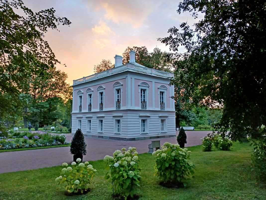 Дворец Петра III. - Лия ☼