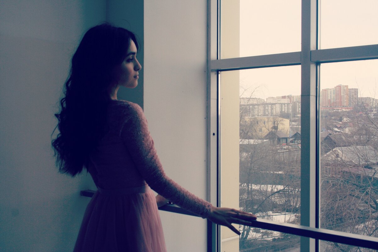 Незнакомка... - Михаил Ковалев