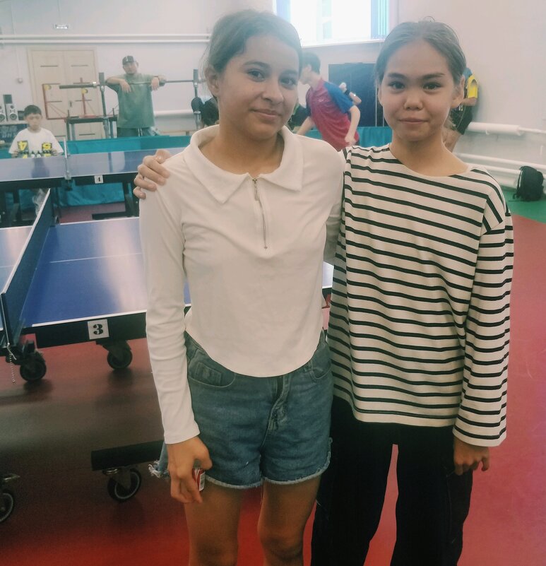 Девочки судьи - Андрей Хлопонин Девочки судьи - Андрей Хлопонин