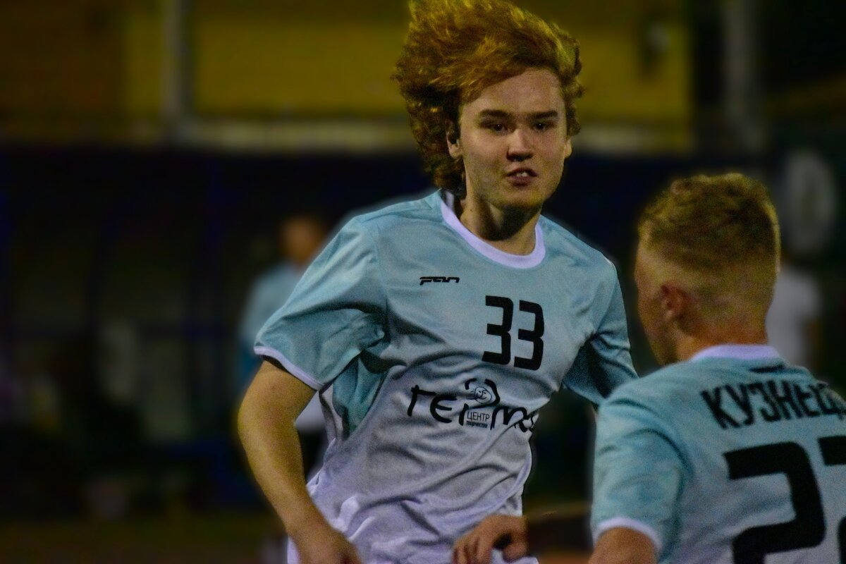 Футбольный портрет. - Наталья Вязигина