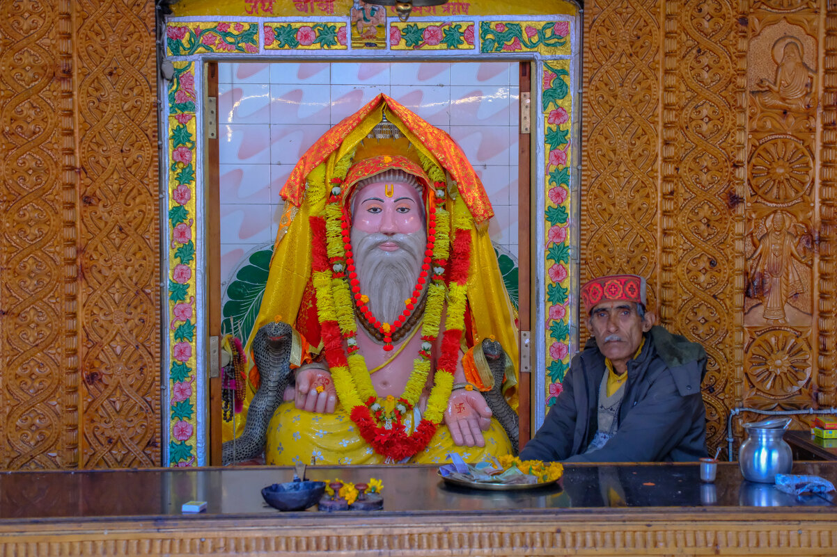 На стене буддистского храма (3) - Георгий А