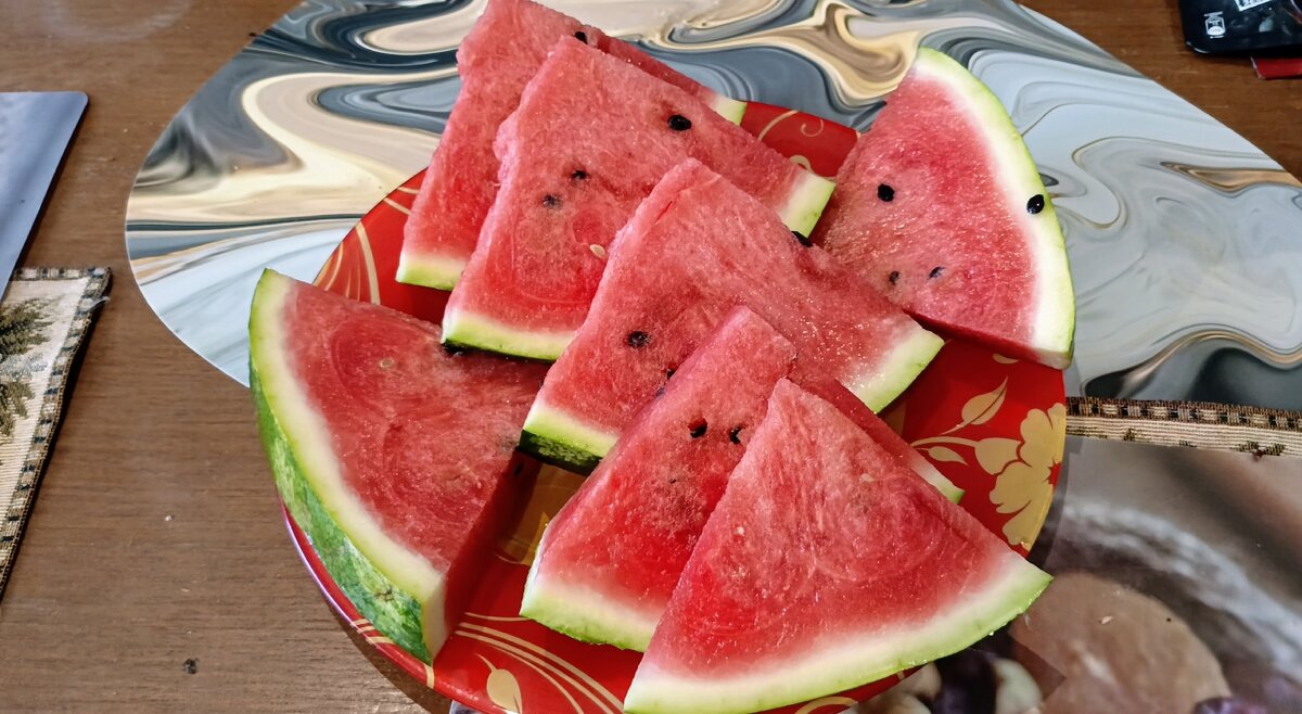 Август Арбуз Лето - Михаил Столяров