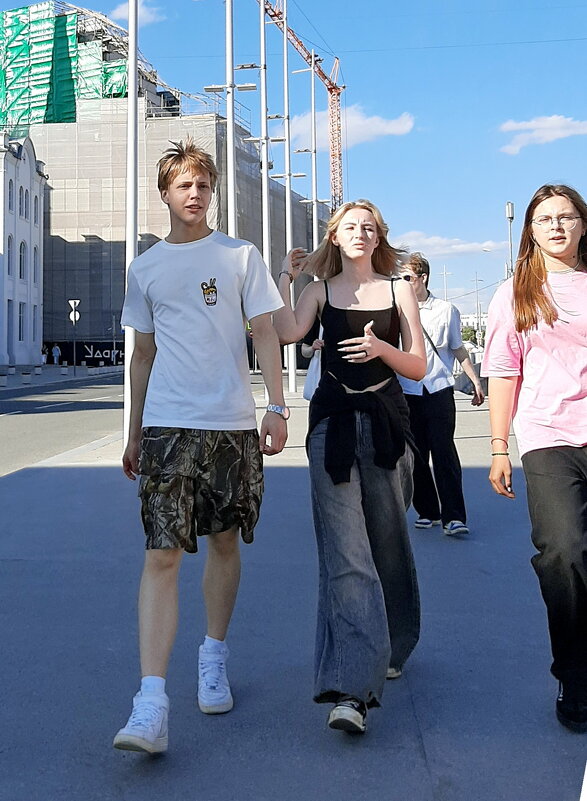 *** - Владимир Захаров