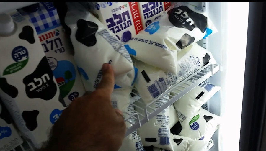 113 (39) - CLOSE WAYS ALL