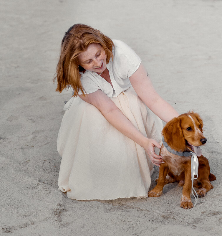 ДЕВУШКА С СОБАКОЙ - ura Зелев