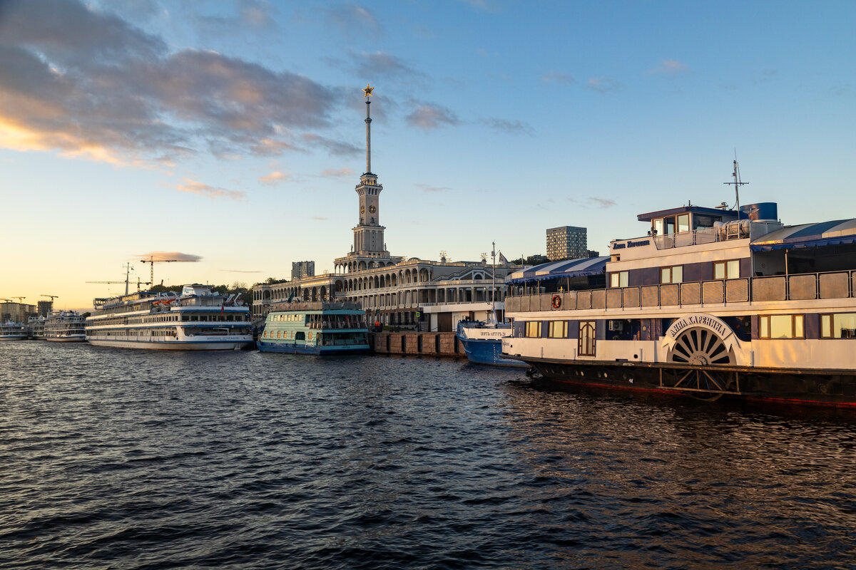 Северный речной вокзал - k-e-r-g-u-d-u DM