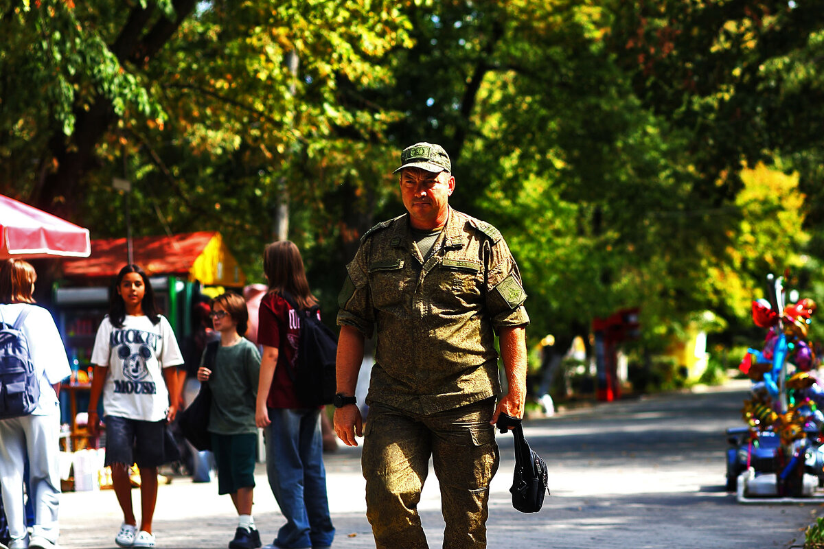 Жарко - Юрий Гайворонскiий