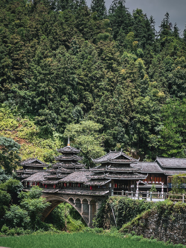 Мост в деревне народности дун в провинции Гуйчжоу, Китай - Дмитрий 
