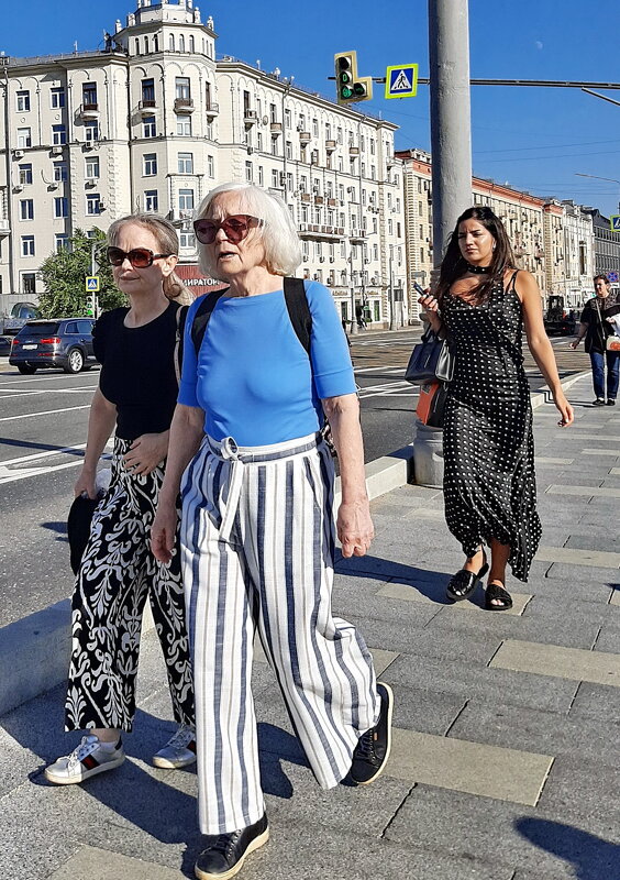 *** - Владимир Захаров