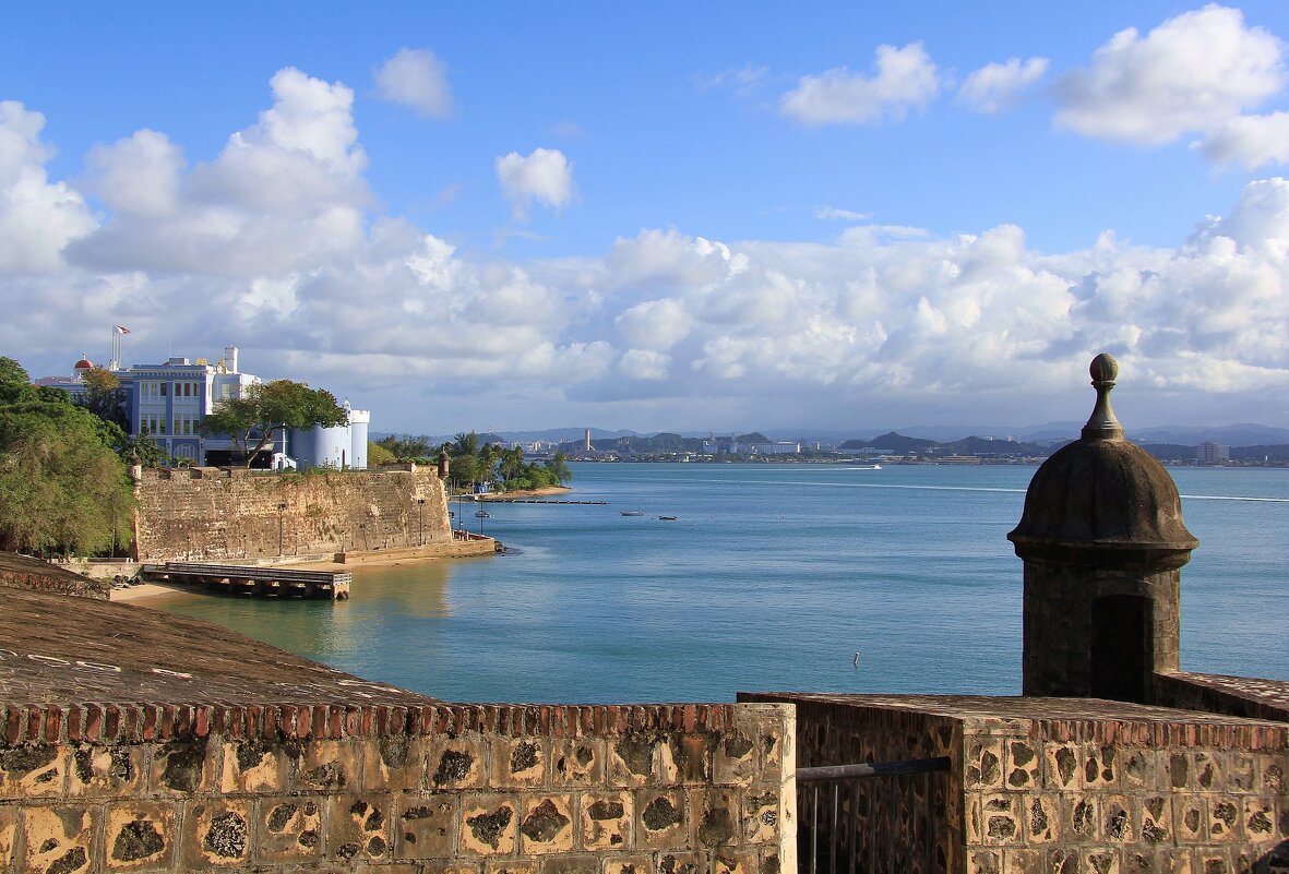 Вид из крепости Сан-Фелипе-дель-Морро, Пуэрто-Рико, США. - unix (Илья Утропов)