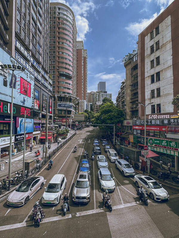 На перекрестке - Дмитрий 