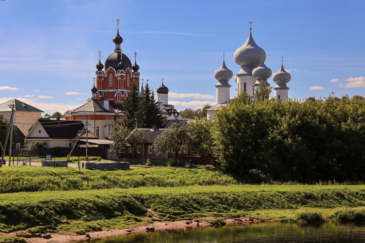 Тихвинский  монастырь - skijumper Иванов