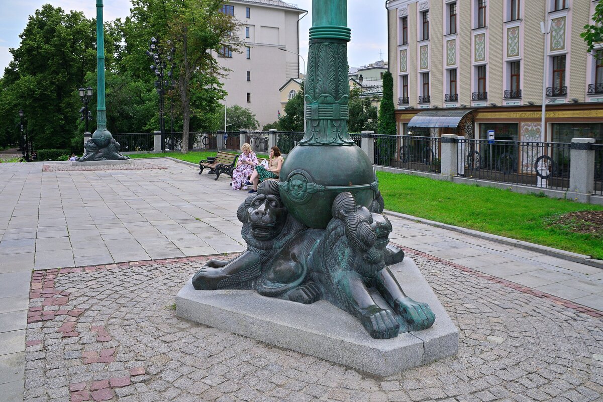 - - Владимир Мигонькин - - Владимир Мигонькин