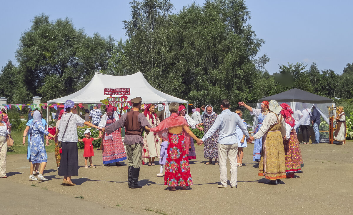с.Махра,народные гуляния и ярмарка в День преставления прп. Стефана Махрищского - Сергей Цветков с.Махра,народные гуляния и ярмарка в День преставления прп. Стефана Махрищского - Сергей Цветков