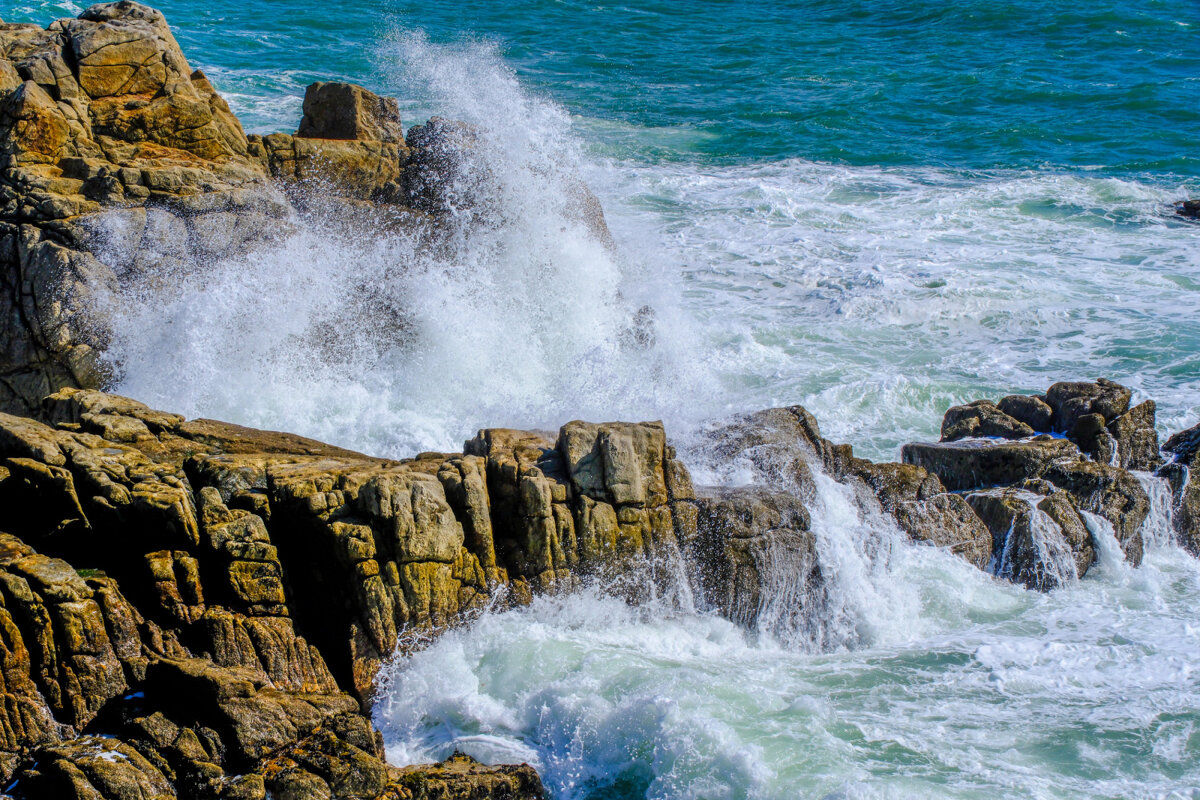 Волны Атлантического океана - Георгий А Волны Атлантического океана - Георгий А