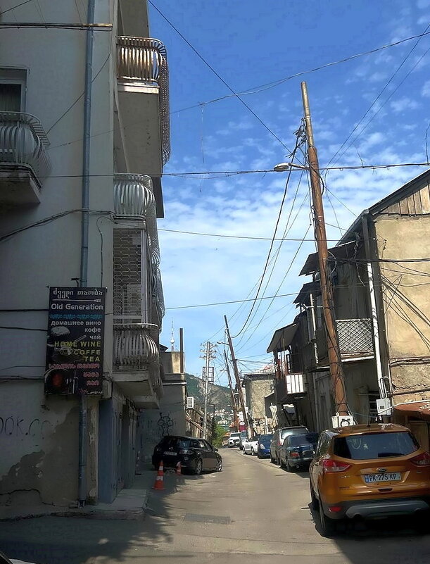 Грузия. Старая улочка Тбилиси. - Ольга Довженко