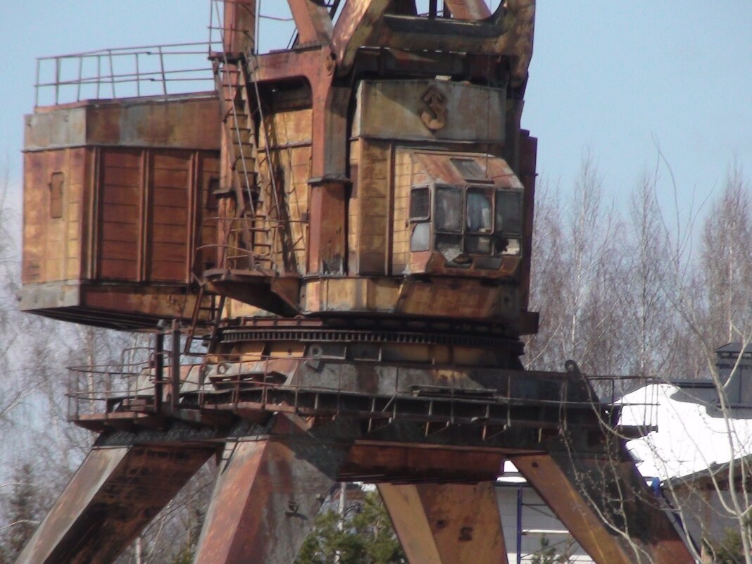 Портовый, заброшенный кран - fogmeadowww m