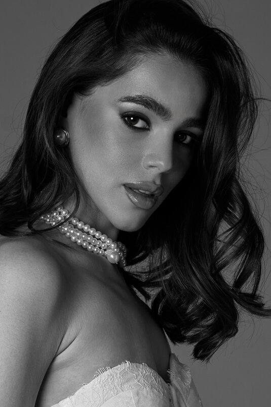 *** - Юрий Яхтин